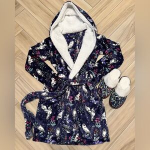 Vera Bradley Harry Potter Hooded Robe and Slippers Set